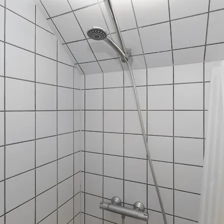 شقة In An Oasis Of Life, Comfort & Style