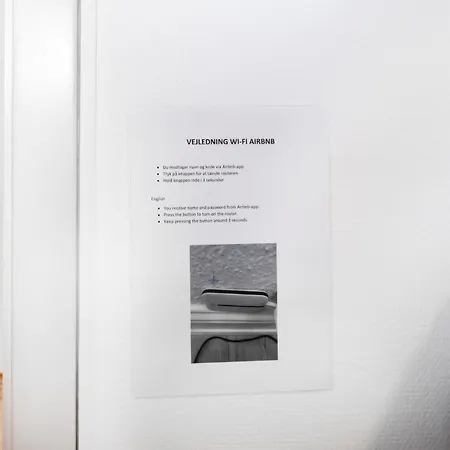 شقة In An Oasis Of Life, Comfort & Style *